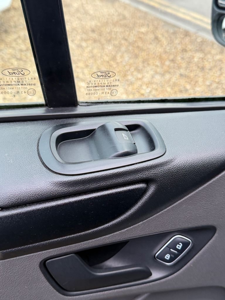 Used Ford Transit Custom 2019 for sale - 77122308: Photo 27