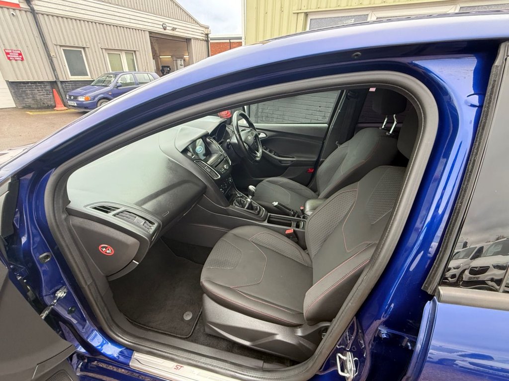 Used Ford Focus 2016 for sale - 76724870: Photo 10