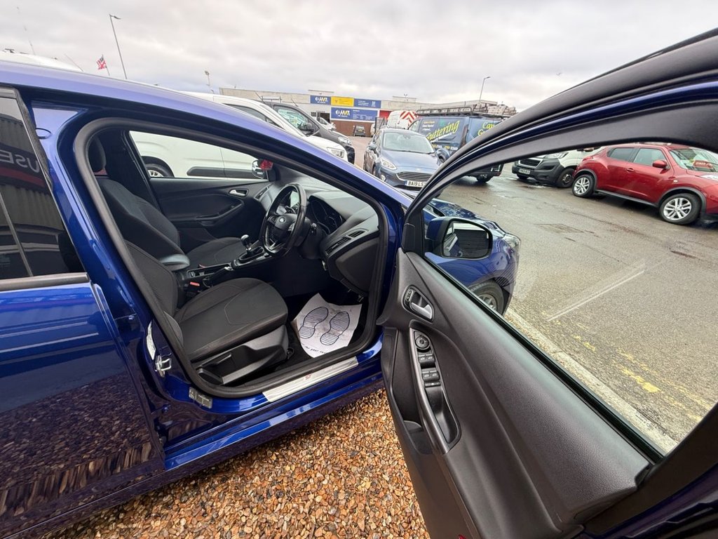 Used Ford Focus 2016 for sale - 76724870: Photo 5