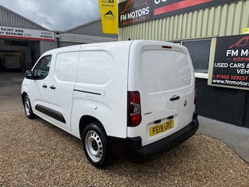 Used Vauxhall Combo 2019 for sale - 79804939: Photo