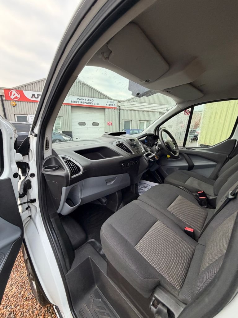 Used Ford Transit Custom 2017 for sale - 77227029: Photo 17