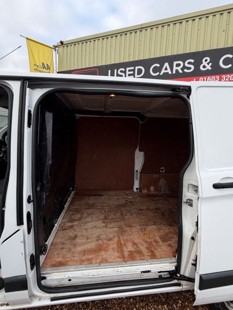 Used Ford Transit Custom 2017 for sale - 77227029: Photo 19