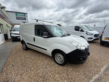 Used Vauxhall Combo 2016 for sale - 78645380: Photo