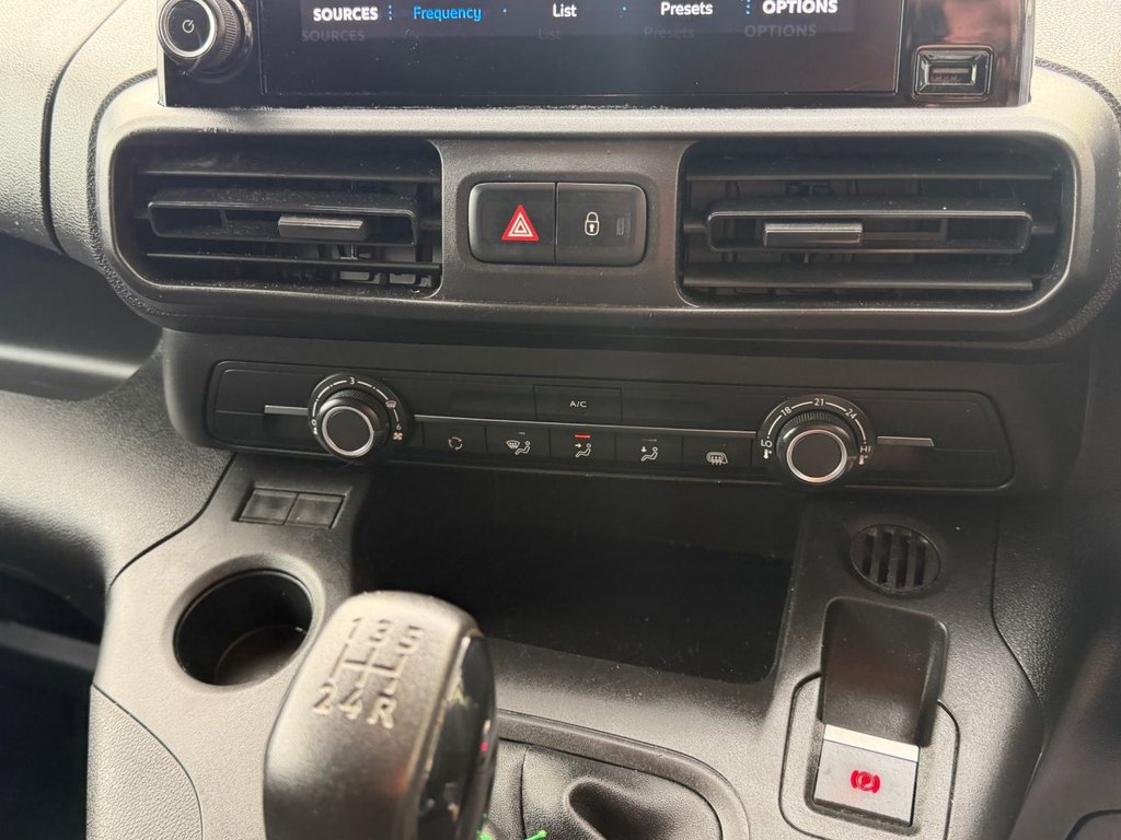Used Peugeot Partner 2020 for sale - 77631891: Photo 41