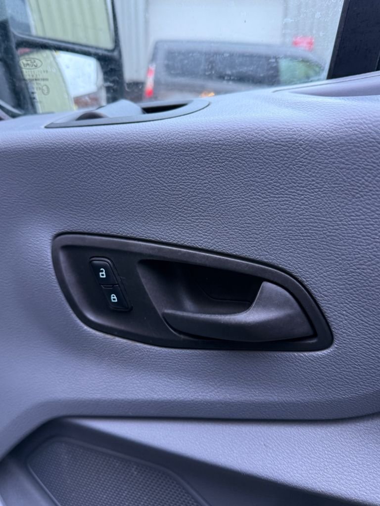 Used Ford Transit 2018 for sale - 76582535: Photo 16