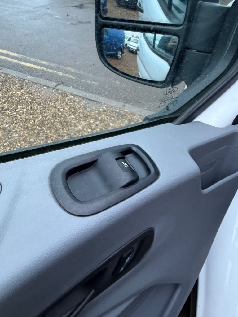 Used Ford Transit 2018 for sale - 76582535: Photo 29