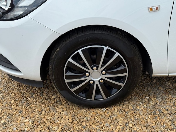 Used Vauxhall Corsa Van 2018 for sale - 75220608: Photo 39