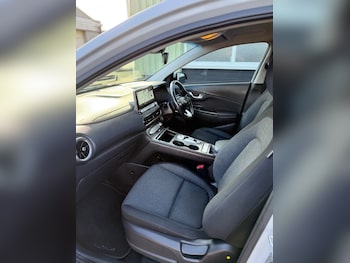 Used Hyundai KONA 2022 for sale - 76048246: Photo