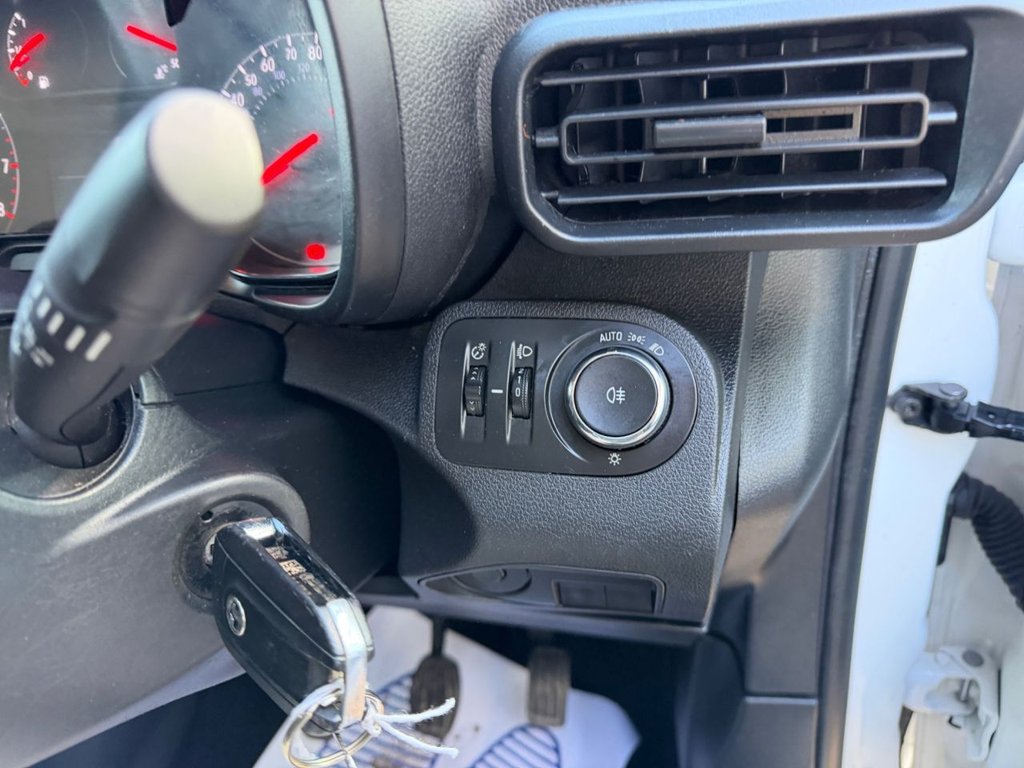 Used Vauxhall Combo 2020 for sale - 77437248: Photo 40