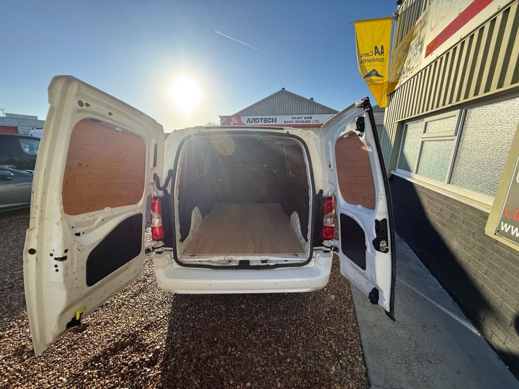 Used Vauxhall Combo 2021 for sale - 76642465: Photo 21