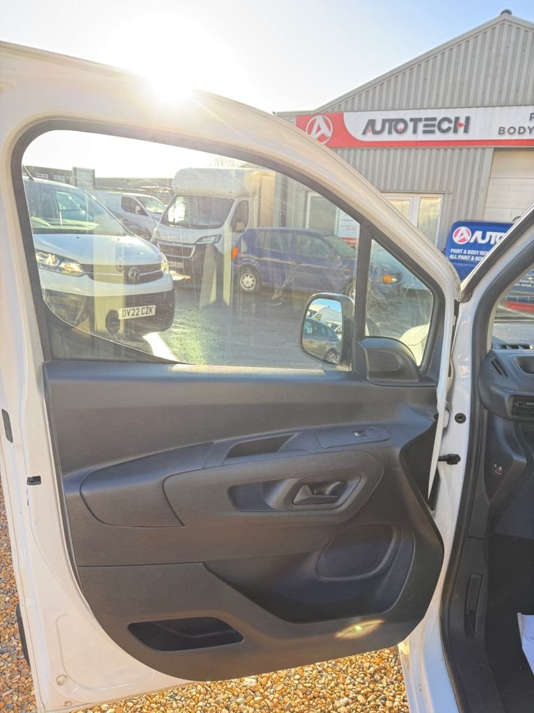 Used Vauxhall Combo 2021 for sale - 76642465: Photo 31