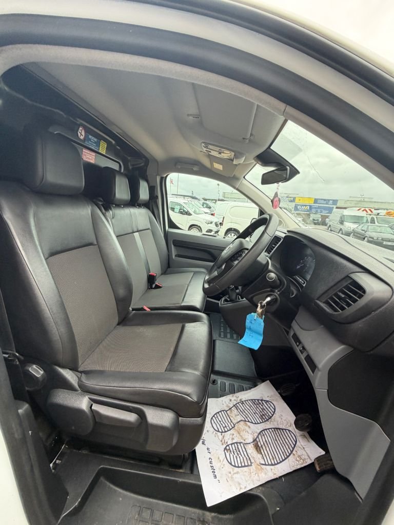 Used Vauxhall Vivaro 2019 for sale - 77546606: Photo 13