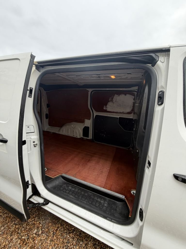 Used Vauxhall Vivaro 2019 for sale - 77546606: Photo 15