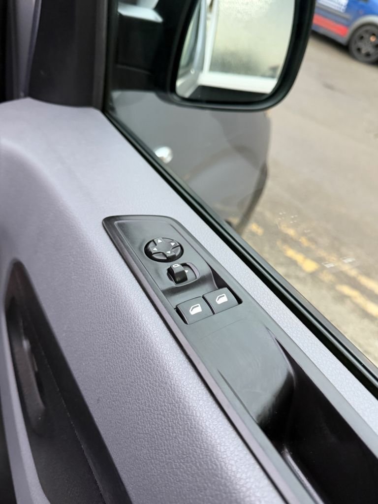 Used Peugeot Expert 2021 for sale - 77384624: Photo 17