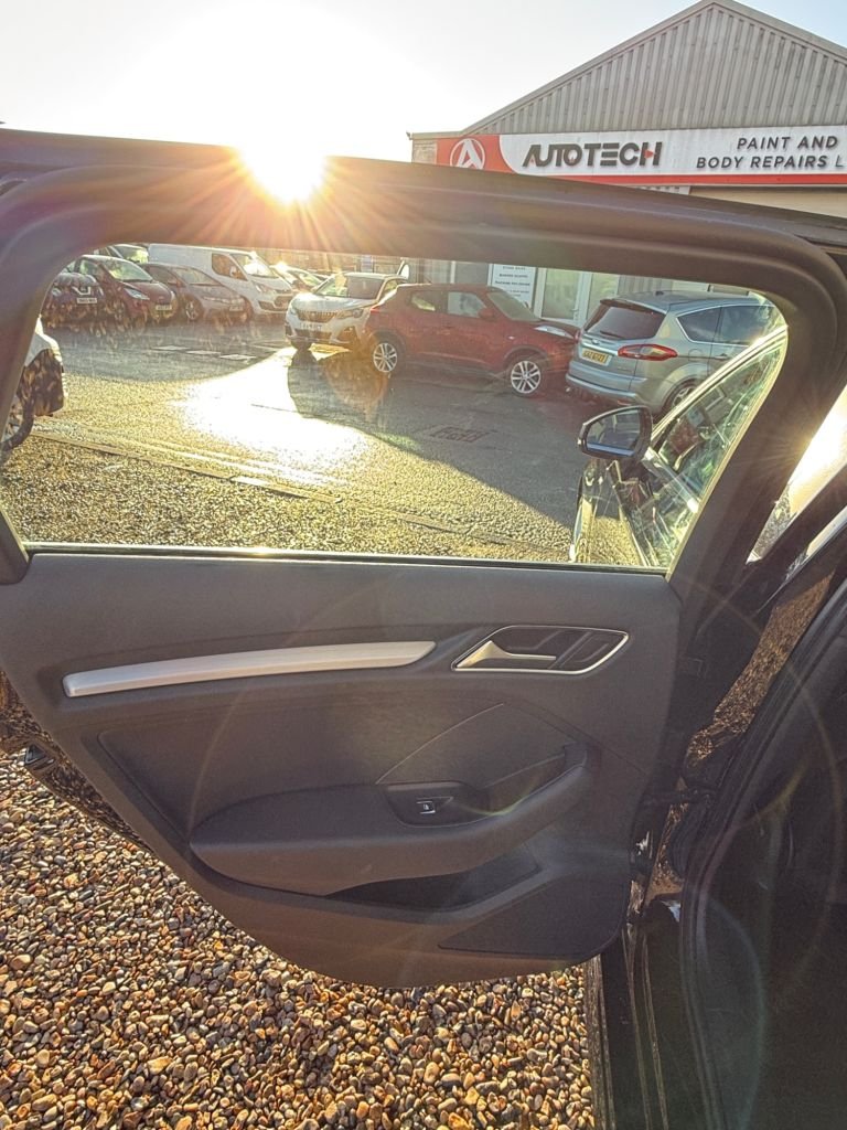 Used Audi A3 2018 for sale - 76934696: Photo 24