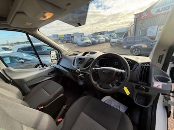Used Ford Transit 2018 for sale - 76582543: Photo