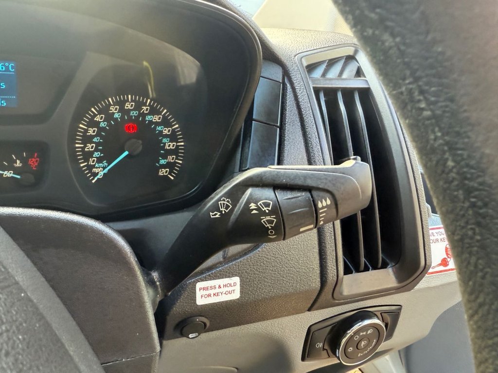Used Ford Transit 2018 for sale - 76582543: Photo 33