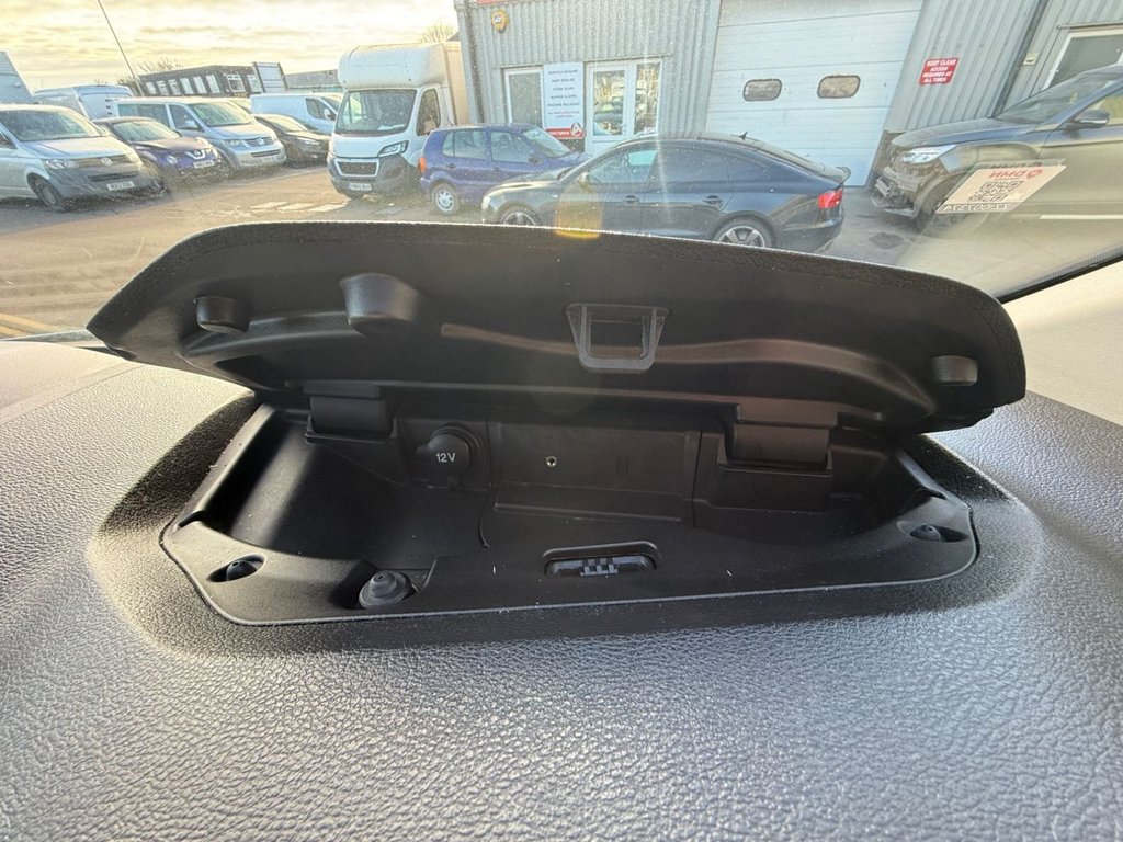 Used Ford Transit 2018 for sale - 76582543: Photo 41