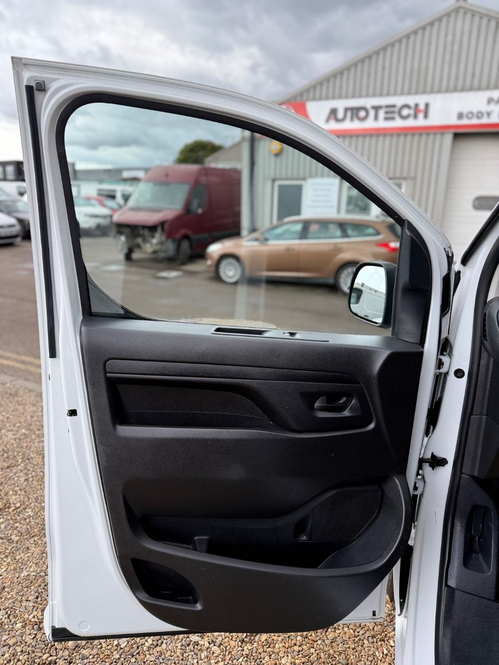 Vehicle 29