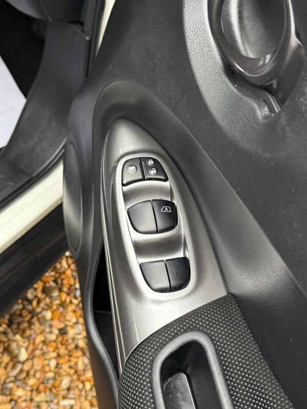 Used Nissan Juke 2012 for sale - 76132708: Photo 14