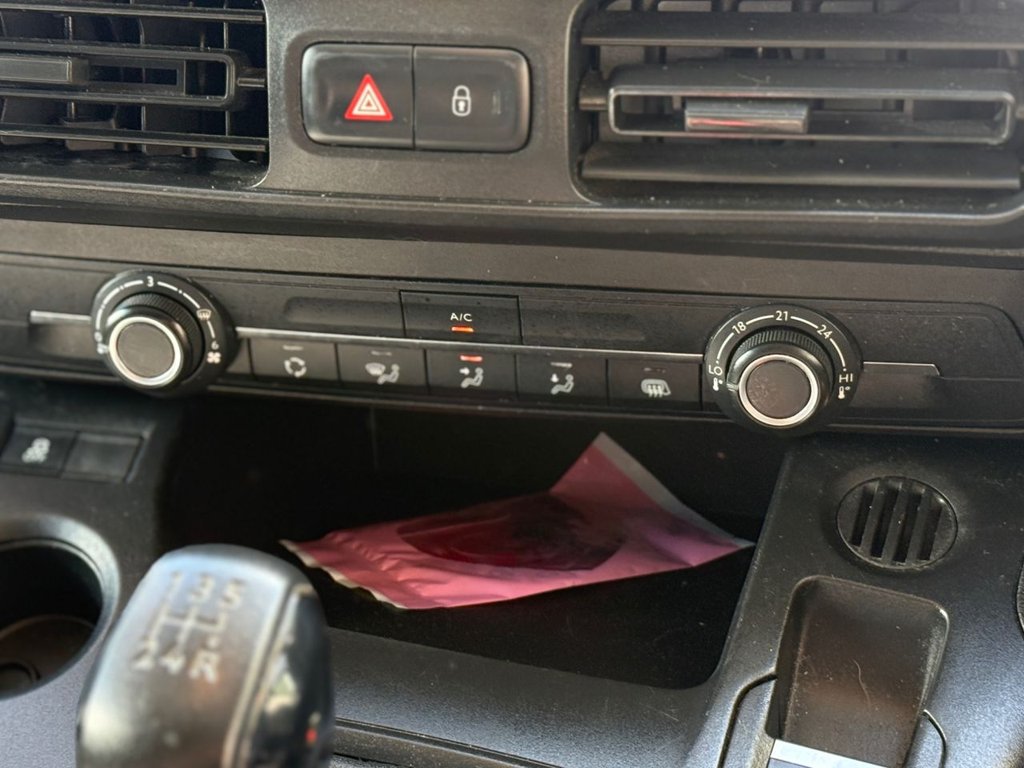 Vehicle 33