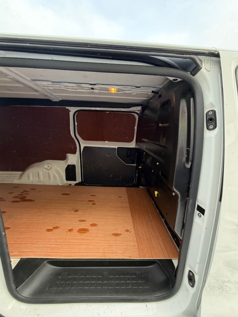 Used Vauxhall Vivaro 2021 for sale - 77122253: Photo 16