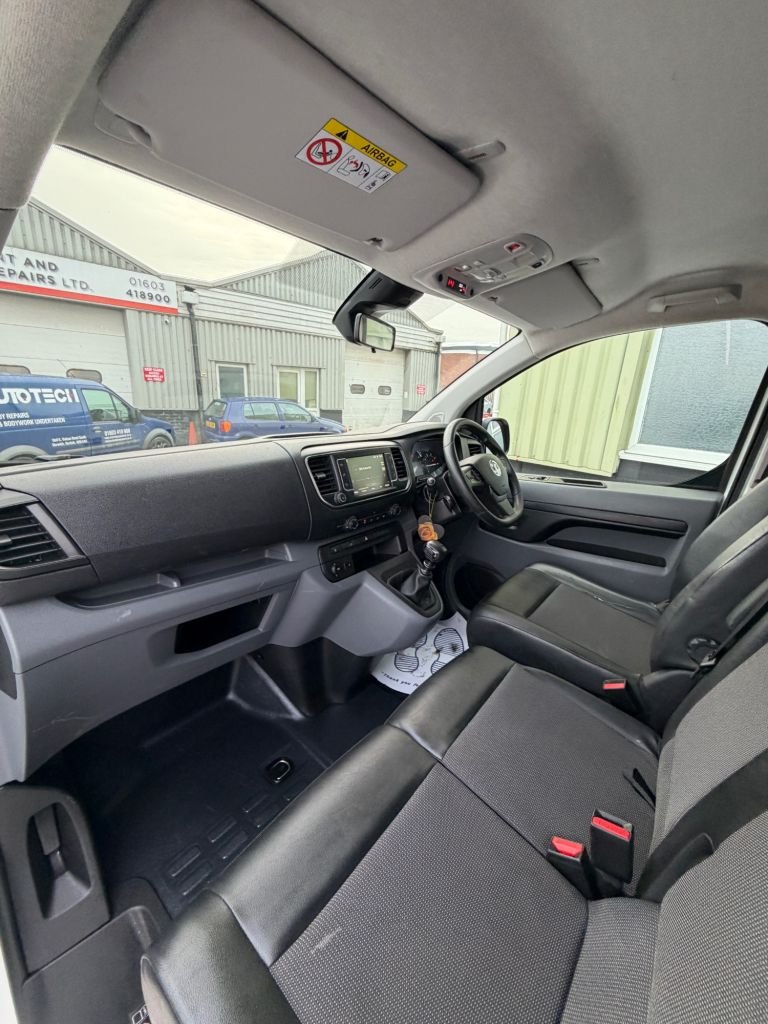 Used Vauxhall Vivaro 2021 for sale - 77122253: Photo 22