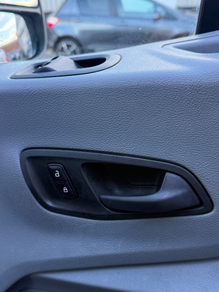 Used Ford Transit 2018 for sale - 76582558: Photo 17