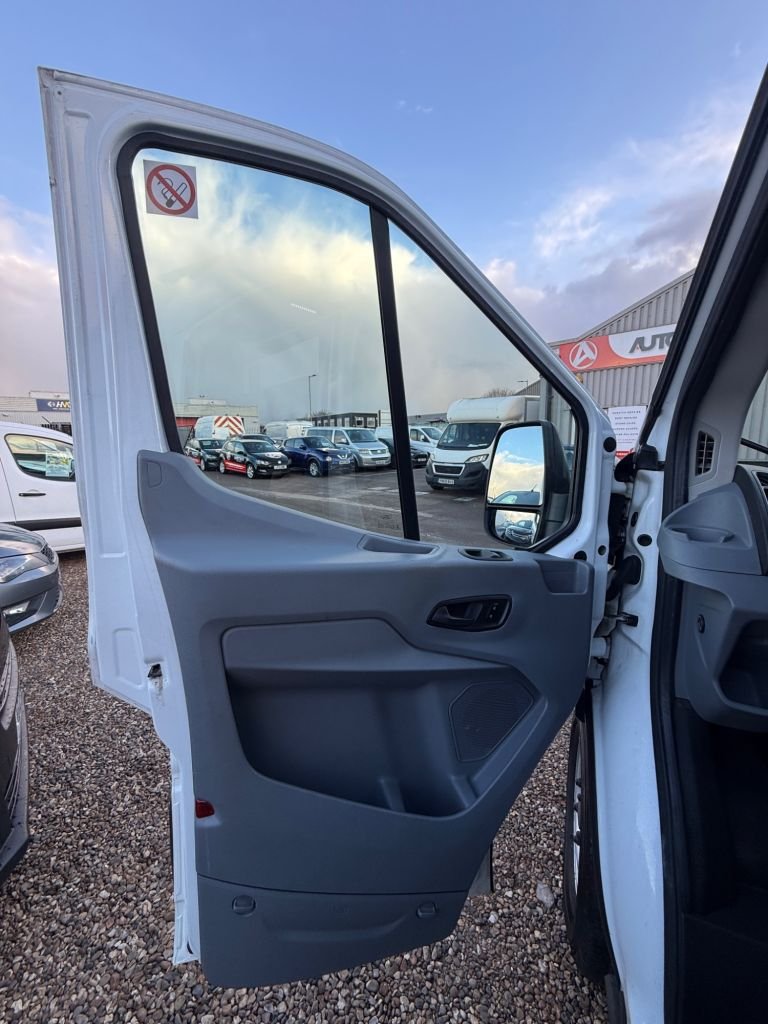 Used Ford Transit 2018 for sale - 76582558: Photo 30