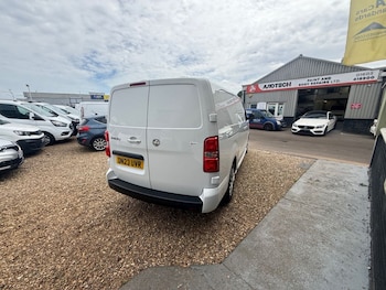 Used Vauxhall Vivaro 2023 for sale - 79104011: Photo