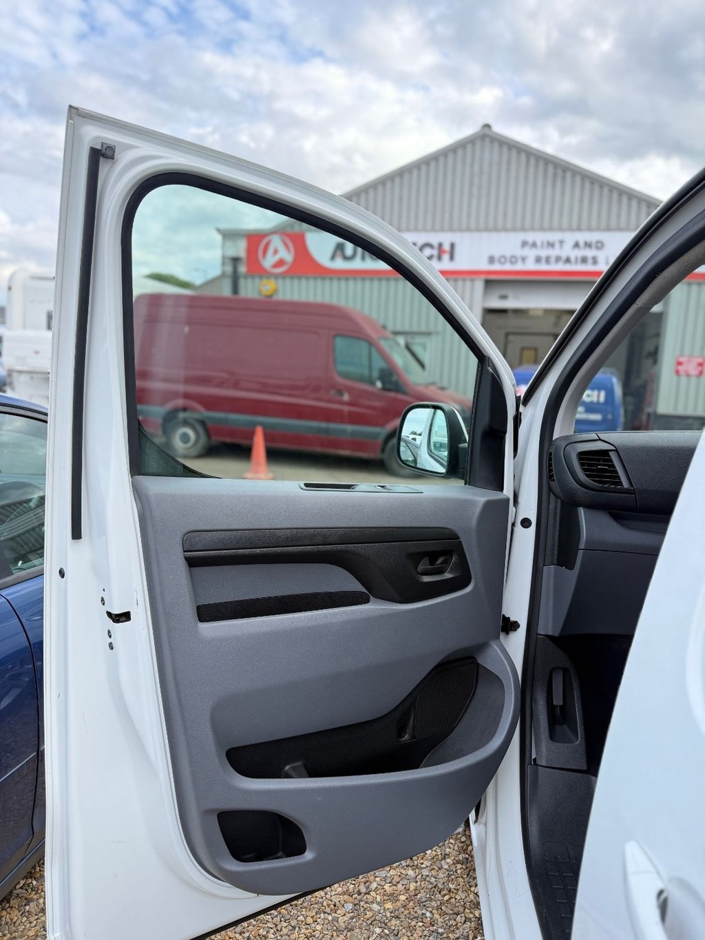 Vehicle 29