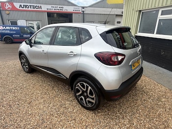 Used Renault Captur 2017 for sale - 79103762: Photo