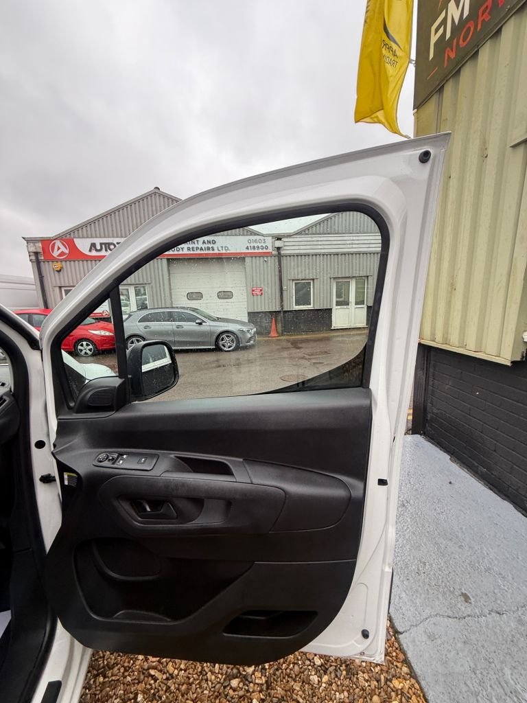 Used Citroen Berlingo 2020 for sale - 76080965: Photo 13