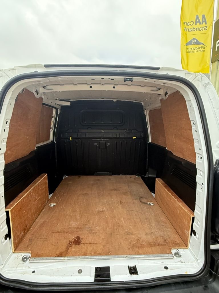 Used Peugeot Partner 2019 for sale - 76323521: Photo 19