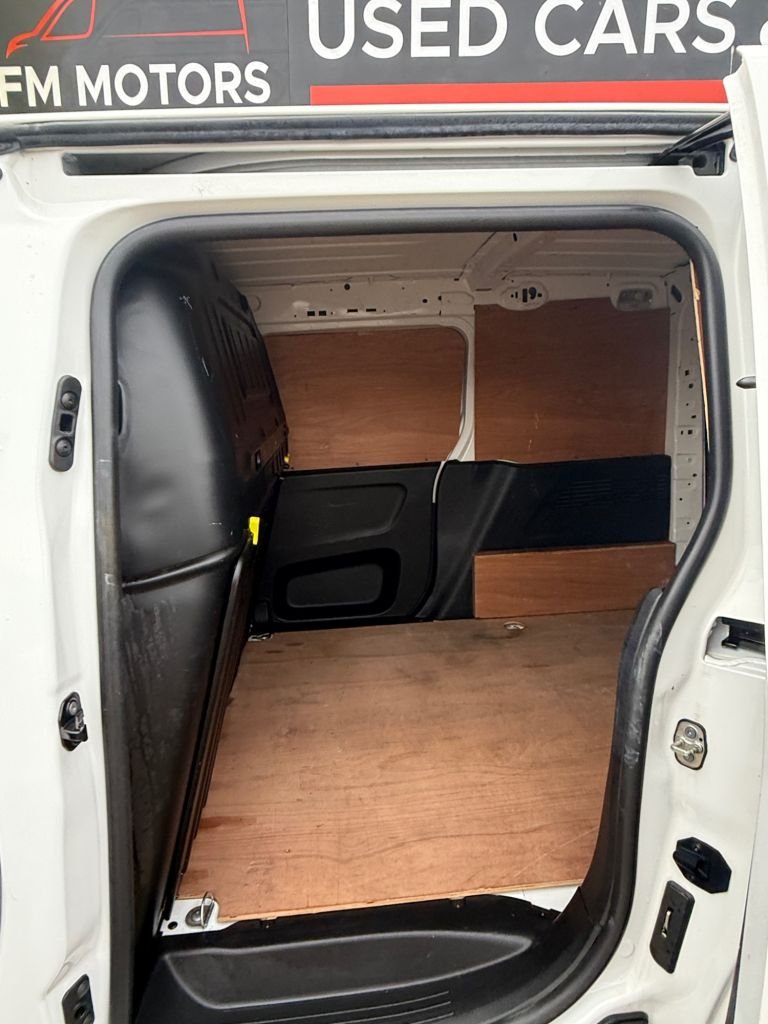 Used Peugeot Partner 2019 for sale - 76323521: Photo 22