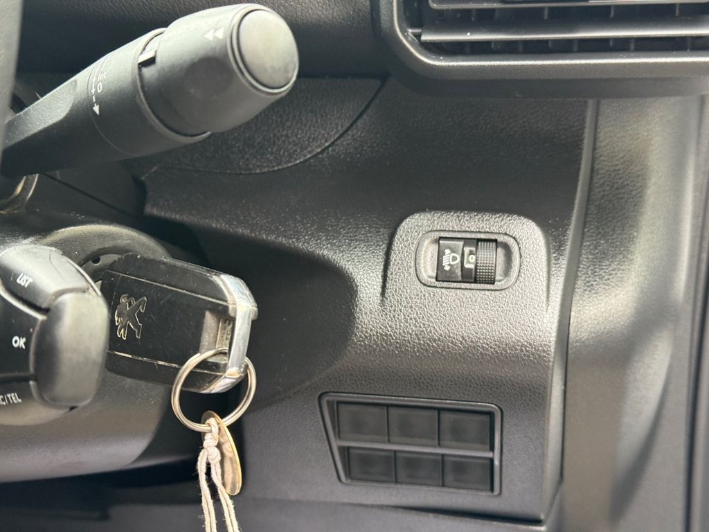 Used Peugeot Partner 2019 for sale - 76323521: Photo 41