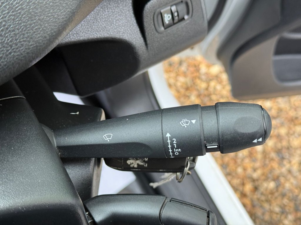 Used Peugeot Partner 2019 for sale - 76323521: Photo 43