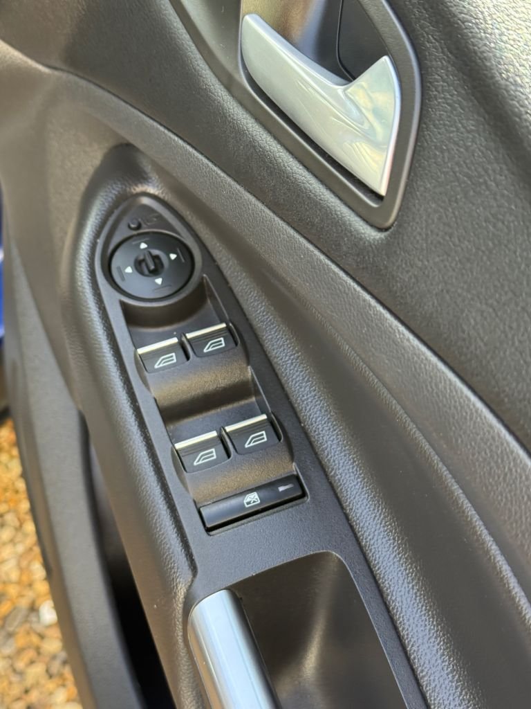 Used Ford Kuga 2018 for sale - 75703878: Photo 16