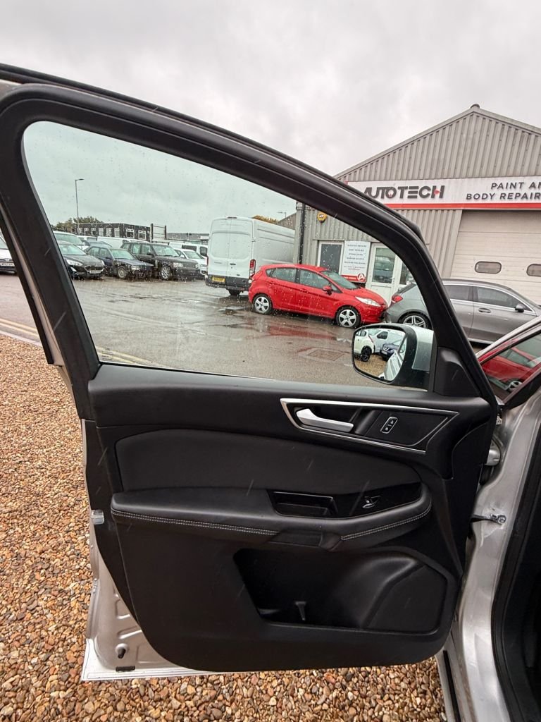 Used Ford S-Max 2015 for sale - 76132703: Photo 35