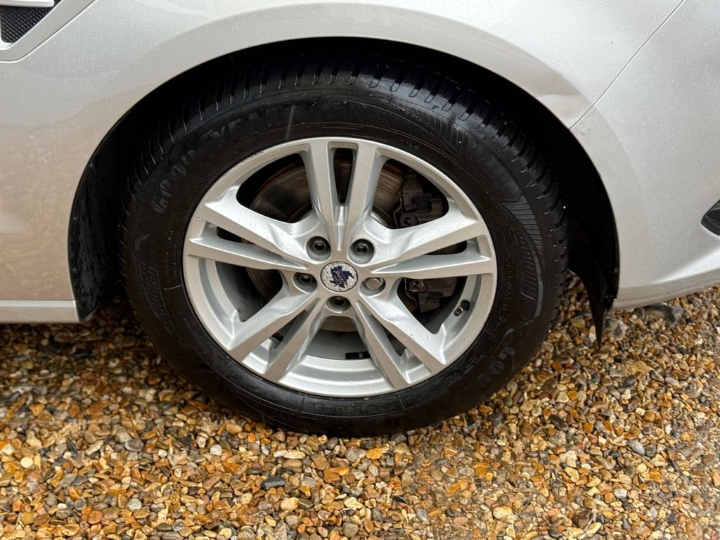 Used Ford S-Max 2015 for sale - 76132703: Photo 48