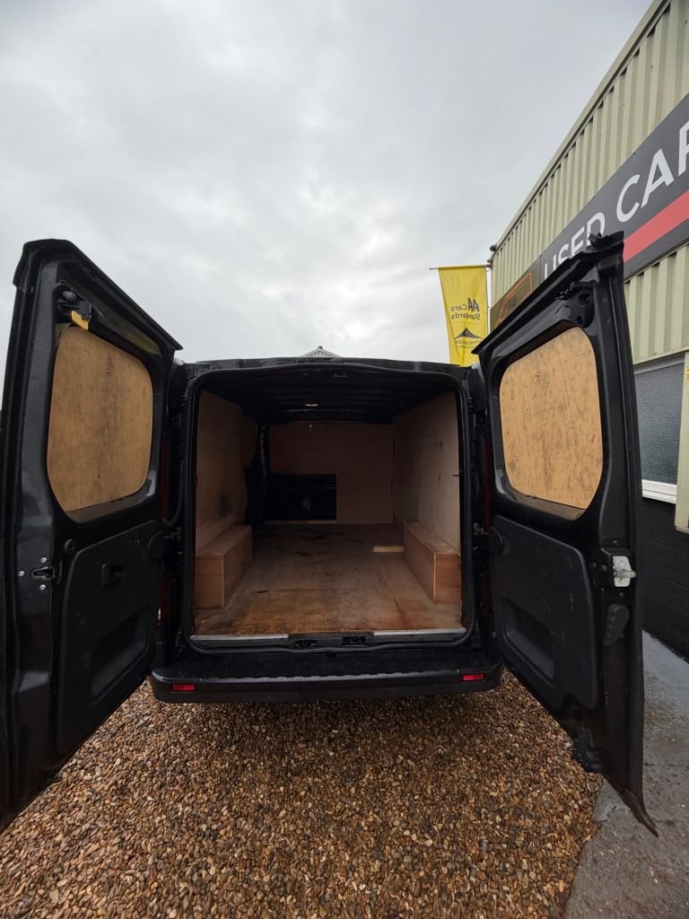 Used Vauxhall Vivaro 2018 for sale - 77666884: Photo 16