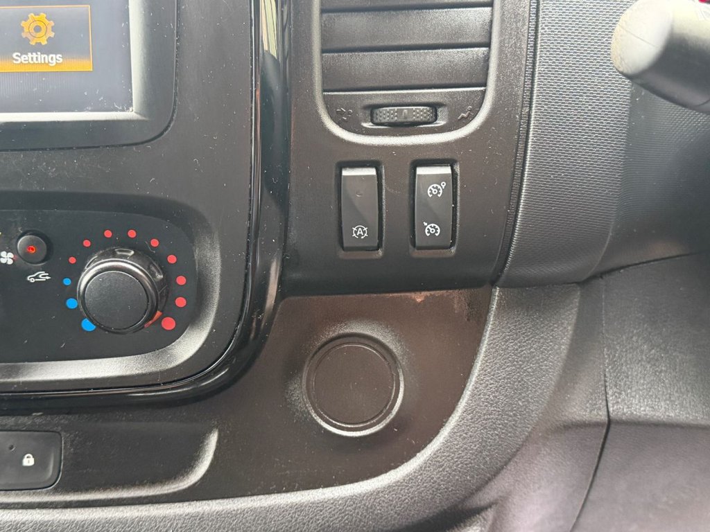 Used Vauxhall Vivaro 2018 for sale - 77666884: Photo 30
