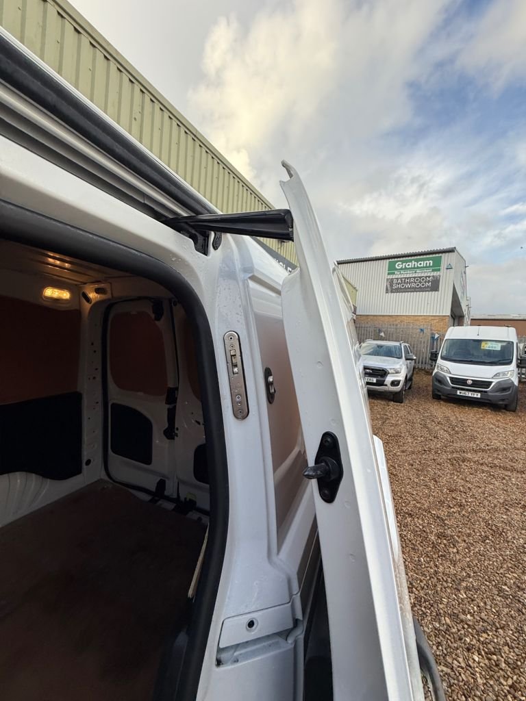 Used Vauxhall Combo 2021 for sale - 76323516: Photo 21