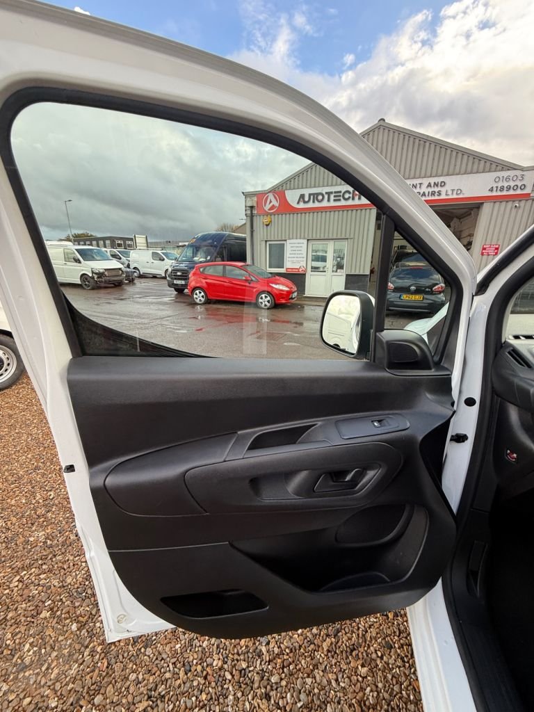 Used Vauxhall Combo 2021 for sale - 76323516: Photo 27