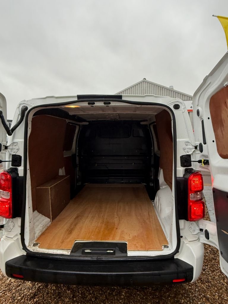 Used Vauxhall Vivaro 2020 for sale - 76768342: Photo 16