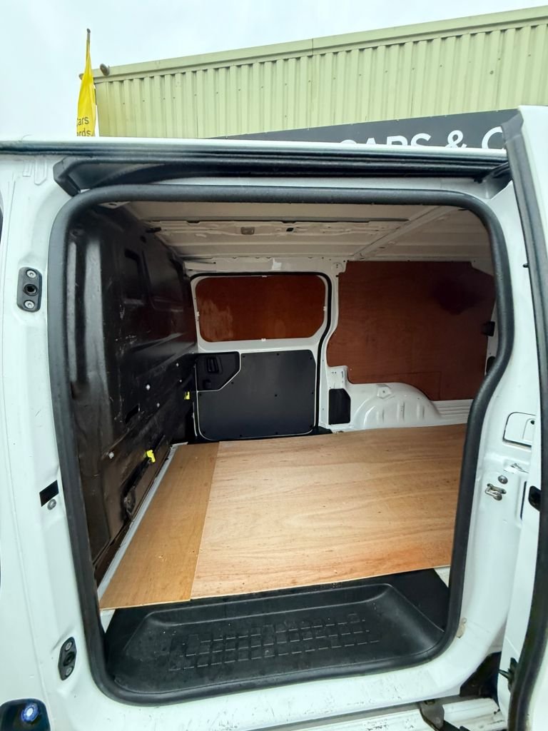 Used Vauxhall Vivaro 2020 for sale - 76768342: Photo 24