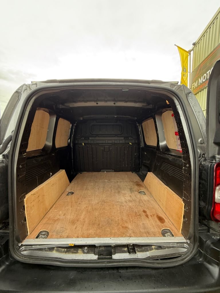 Used Peugeot Partner 2022 for sale - 76867871: Photo 14