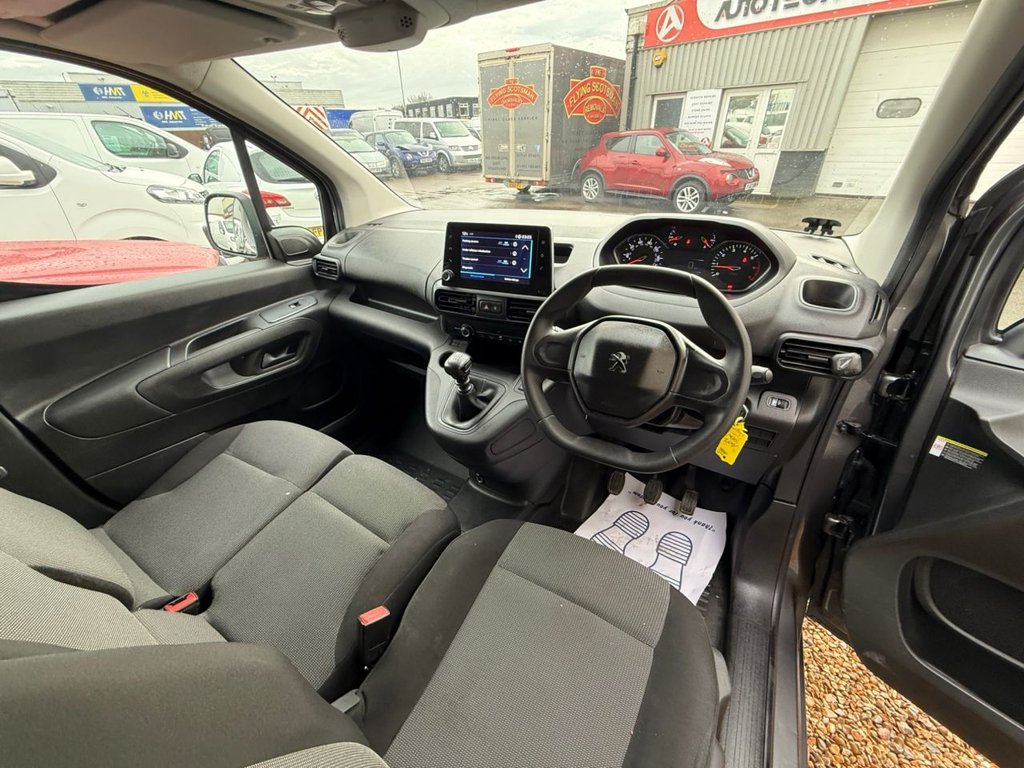 Used Peugeot Partner 2022 for sale - 76867871: Photo 2