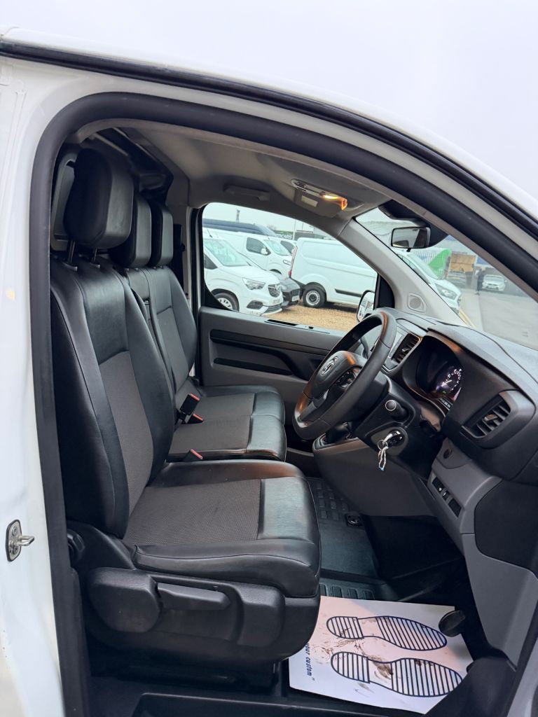 Used Vauxhall Vivaro 2020 for sale - 77642239: Photo 16