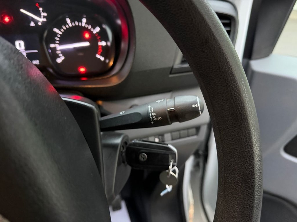 Used Vauxhall Vivaro 2020 for sale - 77642239: Photo 33